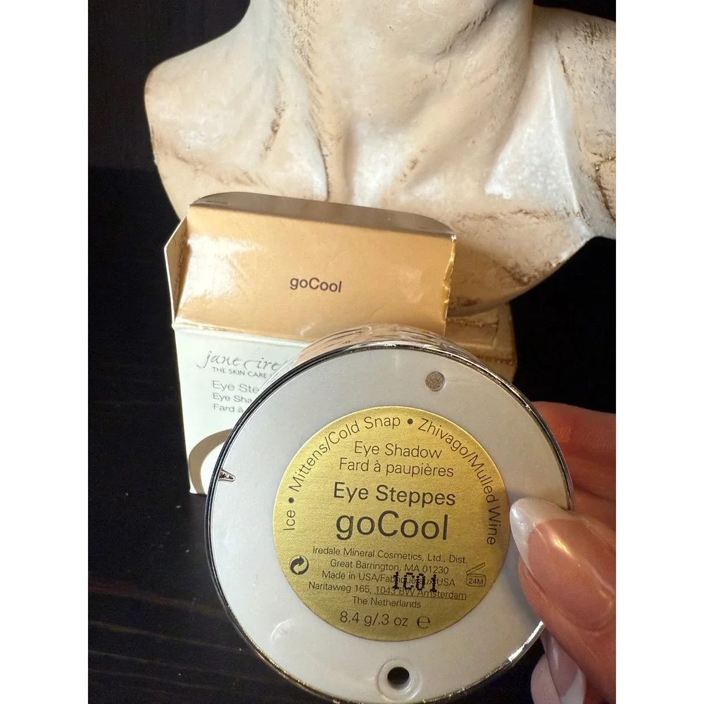 Jane Iredale Eye Steppes goCool Mineral Eye Shadow Palette 5 Shades 8.4g New Box